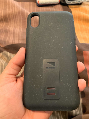 Lander Case Para iPhone XS Max