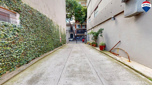 Venta 4 Amb Piso Alto Con Cochera En Colegiales