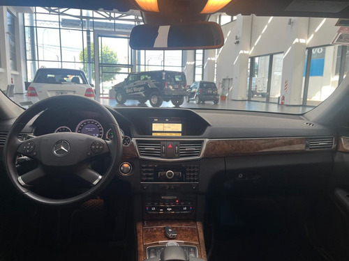 Mercedes Benz E550 Elegance Automatico L/09 - 2011