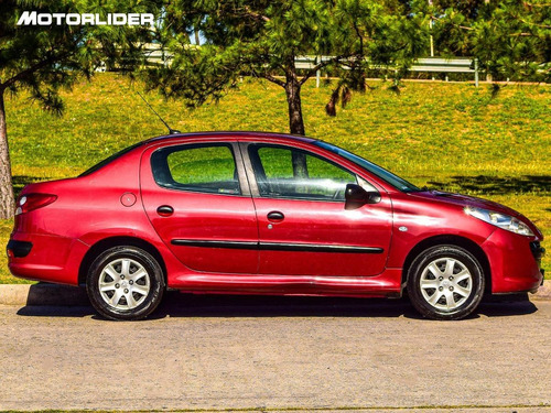 Imagen 6 de 25 de Peugeot 207 Compact One Line 1.4 | Permuta / Financia