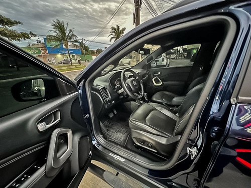 Imagem 4 de 11 de Fiat Toro 2.0 16v Turbo Ultra 4wd