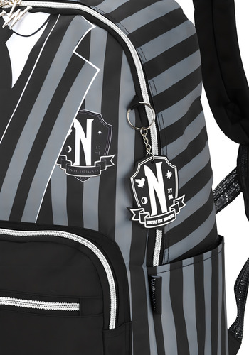 Mochila de cochecito Luxcel Wandinha Addams con uniforme negro