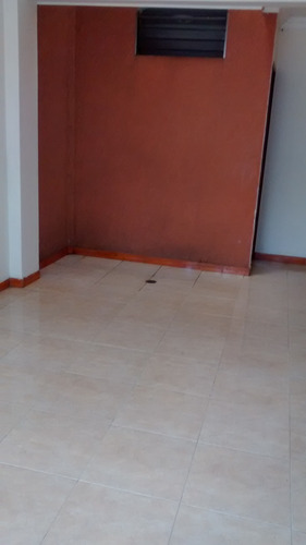 Imagen 4 de 6 de Alquilo Arrendo Casa Caney