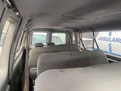 Ford Econoline 15 Pasajeros