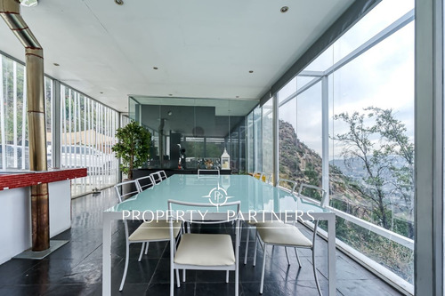 Moderna Casa En El Arrayán Arq.felipe Assadi