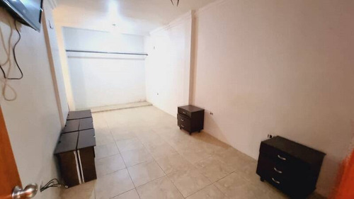 Imagen 6 de 8 de Katherine Castillo Vende Town House Res. Mucuruba Mañongo
