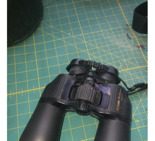 Binoculares Nikon Action 10x50  6,5