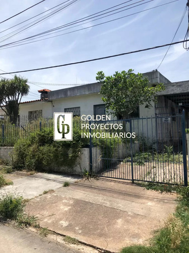 Casa En Venta, A Reciclar En Zona Peñarol.