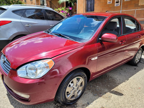 Hyundai Accent 1.4 Gls 4 p