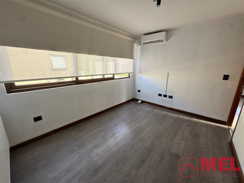 Casa En Arriendo De 3 Dorm. Mas Serv Piedra Roja En Chicureo
