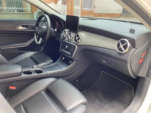 Mercedes-Benz Clase GLA 1.6 Urban