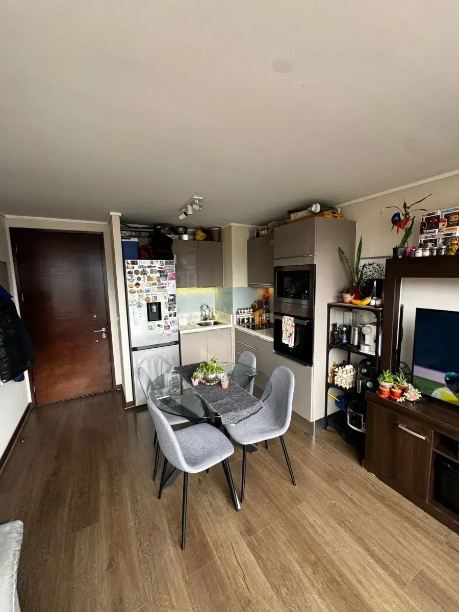 Imagen 1 de 6 de Venta Un Dormitorio Con Estacionamiento Y Bodega