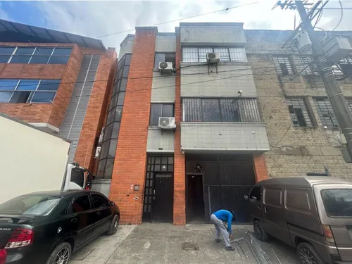 Arriendo Bodega Independiente Cerca A La C Mayorista En Itagui