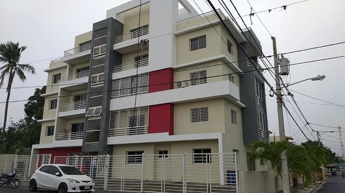 Apartamento Ubicado En Ensanche La Hoz, La Romana