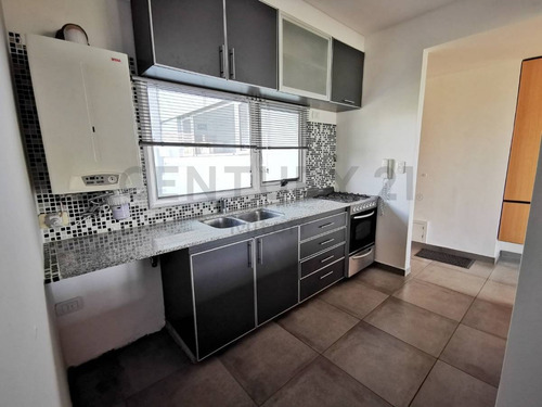 Imagen 13 de 27 de Departamento En Venta De 2 Dormitorios Con Cochera En La Plata