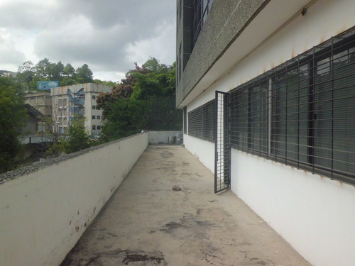 Imagen 13 de 18 de Se Vende Edificio Comercial 1107m2 La Trinidad