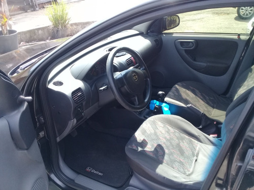 Imagem 4 de 12 de Corsa Hatch2004 1.8 Flexpower