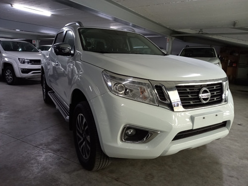 Imagen 1 de 15 de Nissan Frontier 2.3 Le Cd 4x4 At 2022