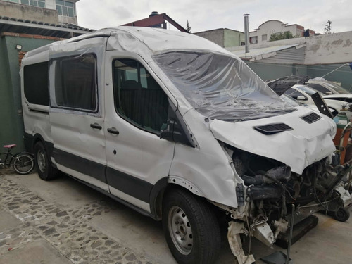 Imagen 2 de 5 de Ford Transit 2017 3.8 Gasolina Bus 15 Pasajeros At