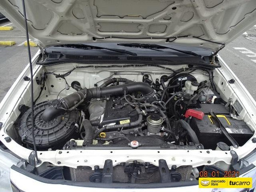 Toyota 2.7 Hilux