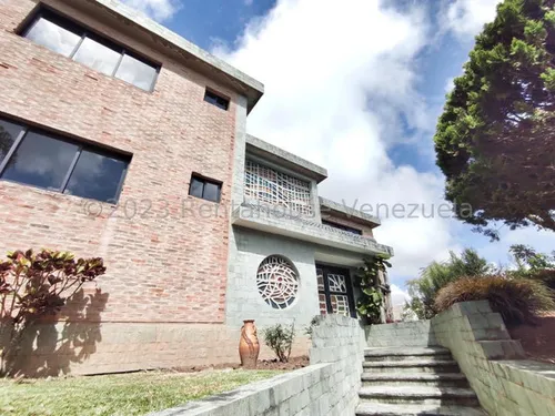 Casa En Venta 23-13961