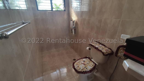 Imagen 2 de 30 de Casas En Venta En Urbanizacion Monte Real Barquisimeto Estado Lara Cod Flex Ref # 22-17432 / 0 4 1 2 1 5 1 8 8 9 3 / Mr