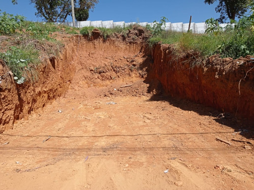 Lote A Venda, Próximo Ao Terminal Ângela(futura Estação)