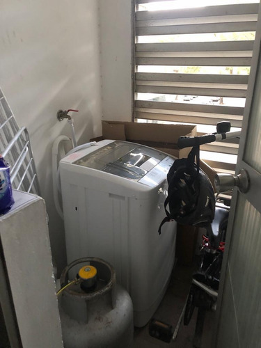 Imagen 4 de 8 de Venta Apartamento 1 Dorm En Pza Varela Con Balcon Yportería