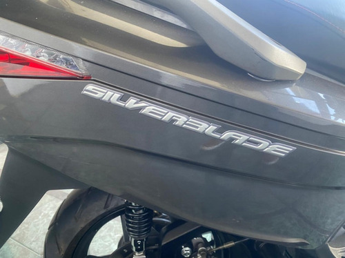 Imagen 6 de 6 de Benelli Silverblade 250