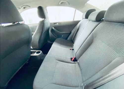 Imagen 12 de 12 de Volkswagen Jetta 2017 2.0 L4 Mt