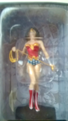 Figura The Wonder Woman De Resina Coleccion Dc Comics