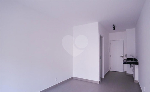 Imagem 4 de 25 de Studio Em Perdizes, Andar Alto, Muito Luminoso - Reo593332