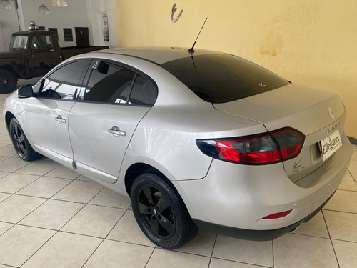 Renault Fluence 2.0 Dynamique 16v Flex 4p Automático