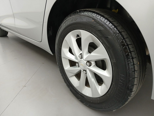 Chevrolet Onix 1.0 FLEX MANUAL