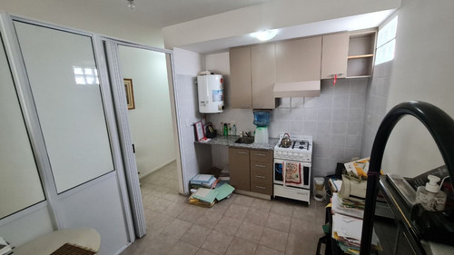 Venta De Departamento Monoambiente En San Justo Centro