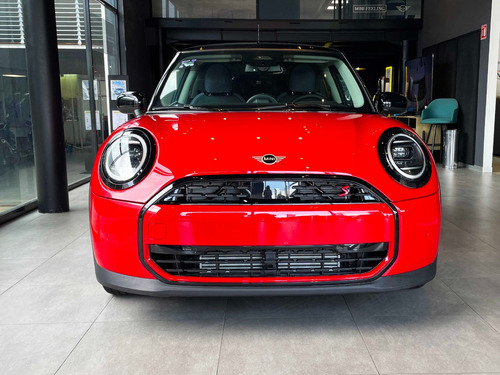 Mini Cooper S (automático) 2025