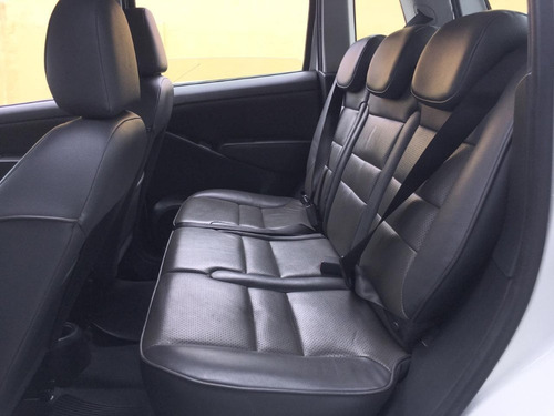 Fiat Idea Adventure 1.8 Flex Manual Branca - 2015