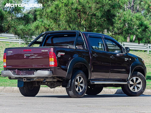 Imagen 5 de 25 de Toyota Hilux Dx Td 2.5 4x2 Extra Full | Permuta / Financia
