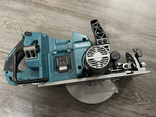 Imagen 3 de 4 de Makita Rs001gd203 40v 2x2.5ah 185mm Xgt Bl Circular Saw Kit