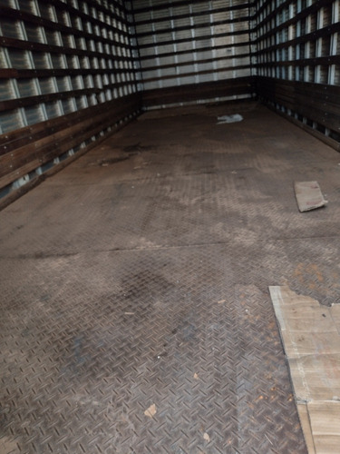 Imagem 7 de 11 de Bau Para Truck