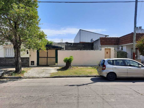Imagen 1 de 13 de Casa En Venta En Lanus Oeste