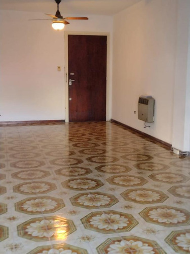 Imagen 6 de 9 de Departamento 3 Ambientes Al Frente