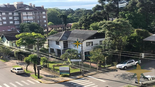 Imagem 1 de 4 de Casa E Loja Em Canela - 668