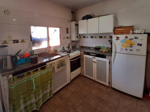 Casa De 2 Dormitorios Con Terreno A La Venta G.dro Baigorria