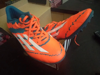 Botines De Messi Celestes Adultos Adidas Santa Fe | MercadoLibre 📦