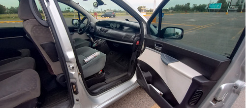 Peugeot 807 2.0 St Hdi 7 As