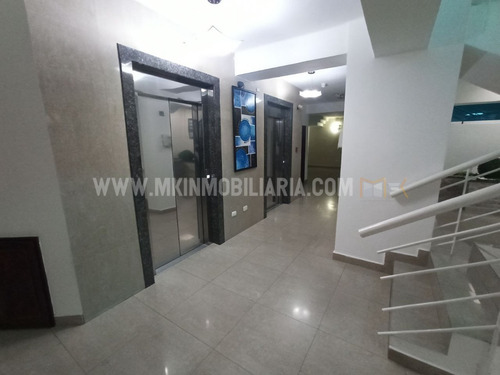 Imagen 1 de 12 de Apartamento En Venta Exelente Zona Planta Electrica Totalmente Amoblado Ubicado En La Urb La Soledad 04243631228