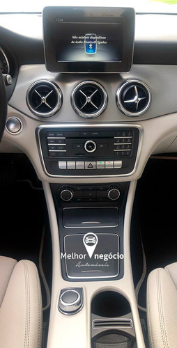 Imagem 13 de 16 de Mercedes-benz Gla-200 Advance 1.6 Tb Flex Aut. 2018 Azul