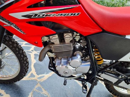 Honda Tornado (poco Uso)