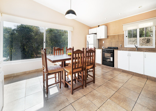 Venta Casa 3 Dorm B° Los Perales 644 M2